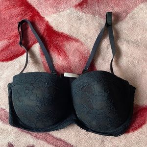 Black lace La Senza Bra 36D “perfectly me”